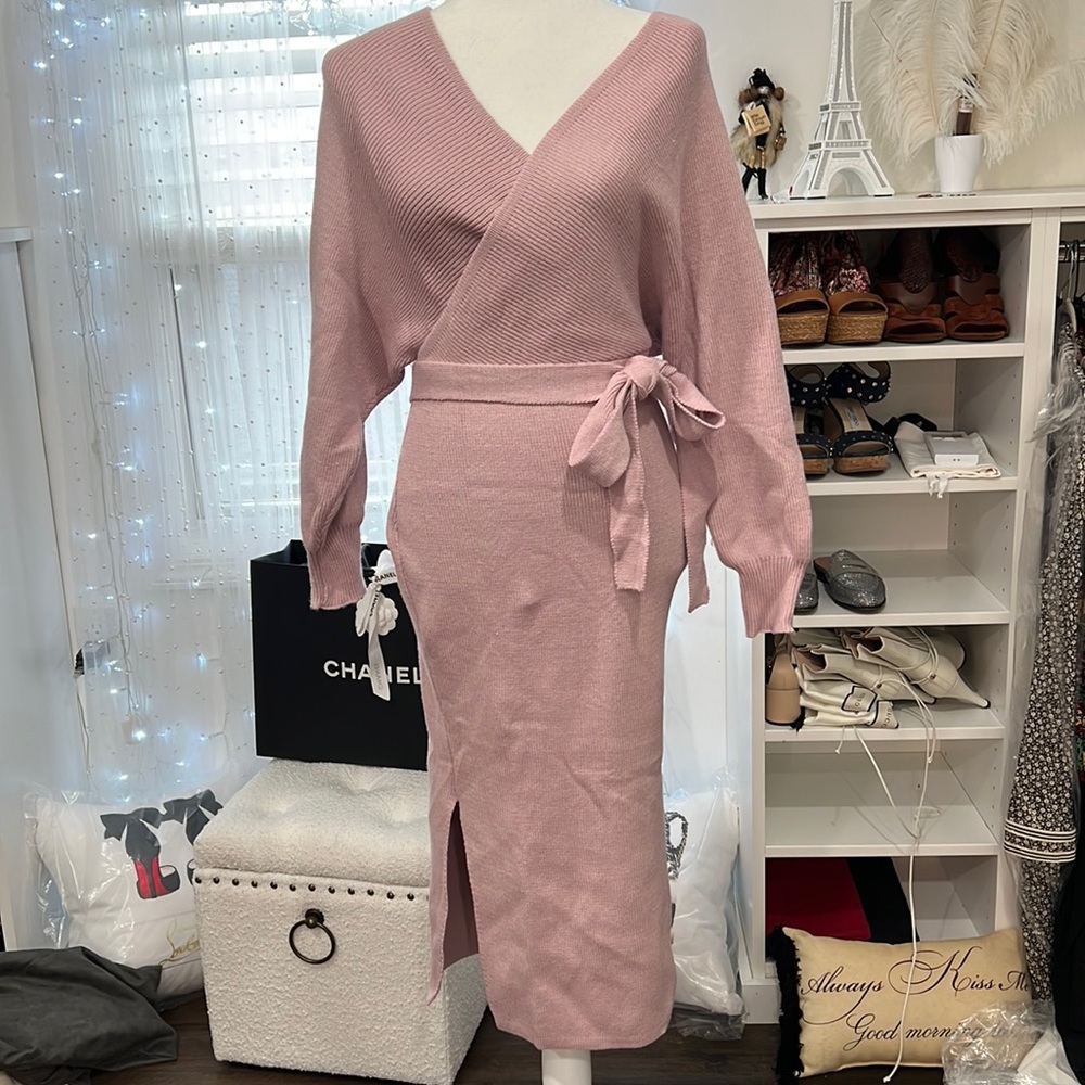 Purple midi sweater dress size M